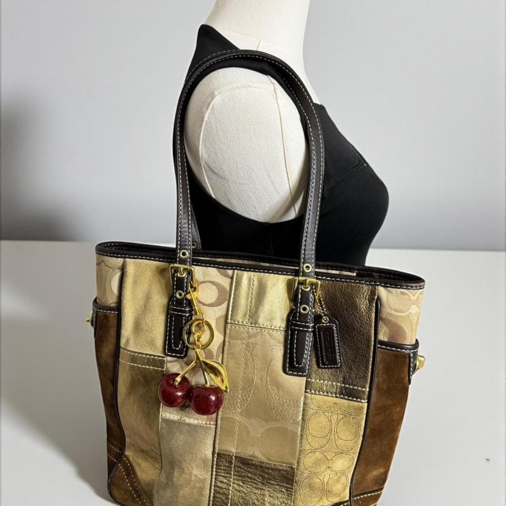 Coach 2007 Patchwork Suede Gold Turnlock Y2k Glam… - image 3